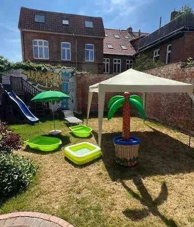 Ferienhaus Saniertes Fachwerkhaus Mit Hof I.d. Altstadt *